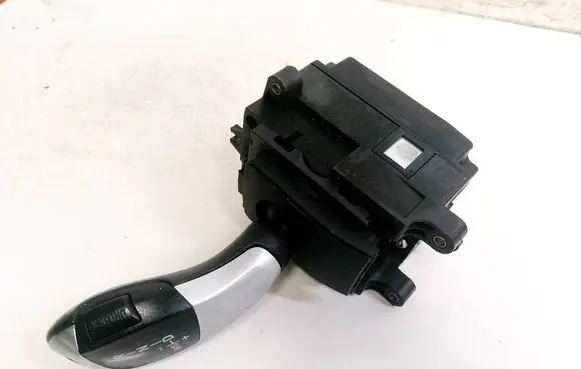 BMW 5 F10 F11 Gear shifter/selector 1003072804 925118801