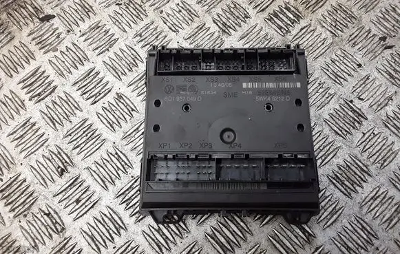 Volkswagen Golf V Engine control unit/module 6Q1937049D