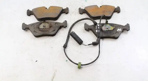 BMW 3 E46 Brake pads (front) 2282416 34112282416