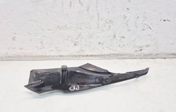 Mazda CX-7 Windshield trim 5678901