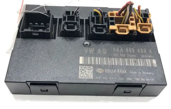 Volkswagen PASSAT CC Xenon control unit/module 3AA959433A