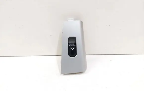 Hyundai Santa Fe Electric window control switch 3715201110