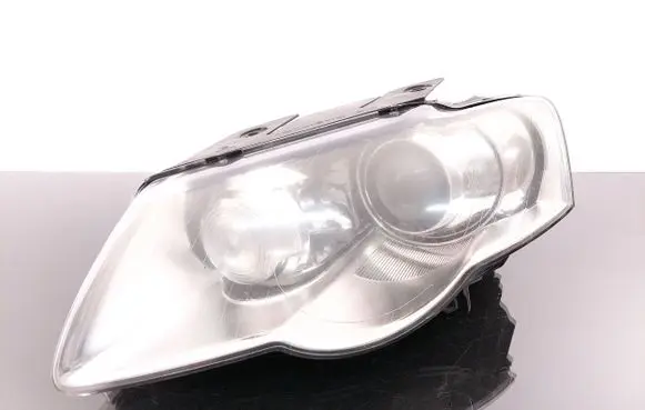 Volkswagen PASSAT B6 Headlight/headlamp 3C0941753G