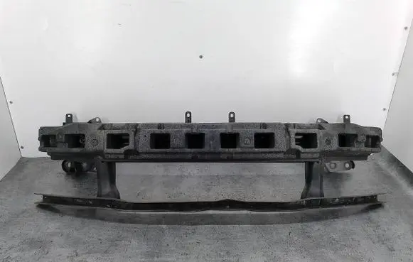 Volkswagen PASSAT B6 Front bumper support beam 