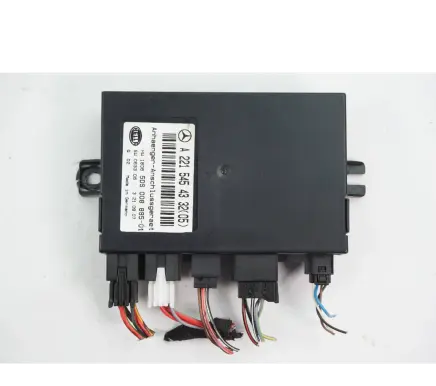 Mercedes-Benz S W221 Tow bar trailer control unit/module A2215454332