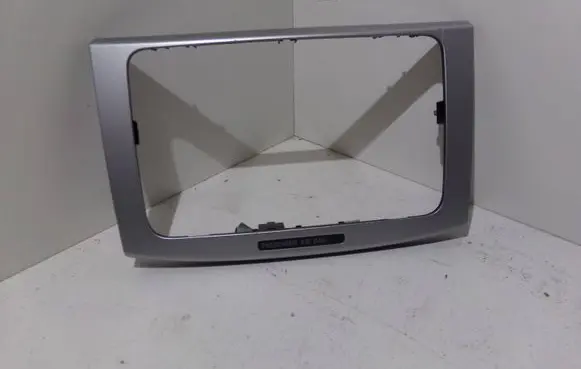 Volkswagen PASSAT B6 Radio/GPS head unit trim 3C0858069AE