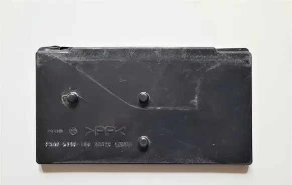 Nissan Leaf I (ZE0) Battery tray 24428EN000