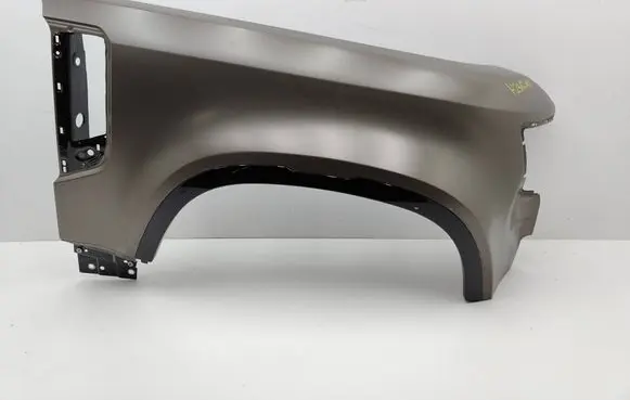 Land Rover Defender Fender L8B216015AD