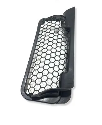 BMW 5 G60 G61 Quarter panel pressure vent 5A16004