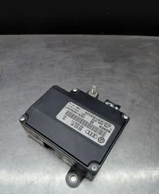 Audi A8 S8 D3 4E Other control units/modules 4E0915181 4E0910181A 0199000006