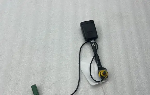 Opel Mokka B Front seatbelt buckle 9834687280