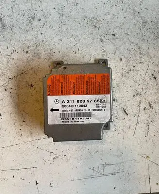 Mercedes-Benz E W212 Airbag control unit/module A2118205785