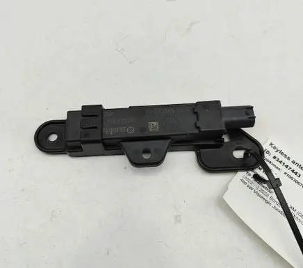 BMW XM Keyless system antenna 5A1D0B2