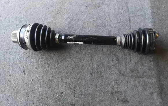 Porsche Macan (95B) Front driveshaft 8K0407285E