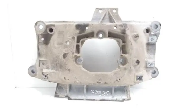 Gearbox mounting bracket