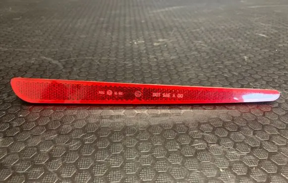 BMW X5 E53 Rear tail light reflector 251832 ZB251802 6901572