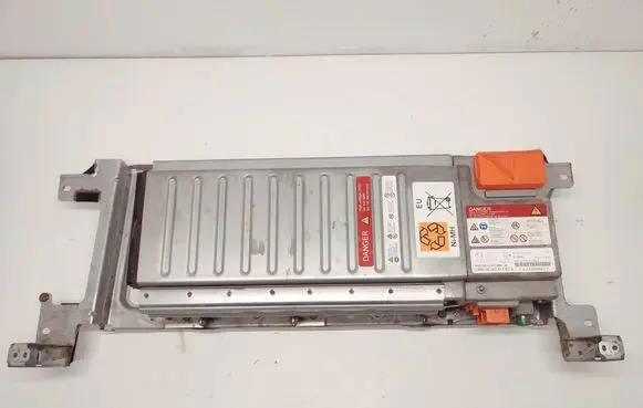 Peugeot 508 Hybrid / electric car battery 695587113 9802300880A 9805241180A