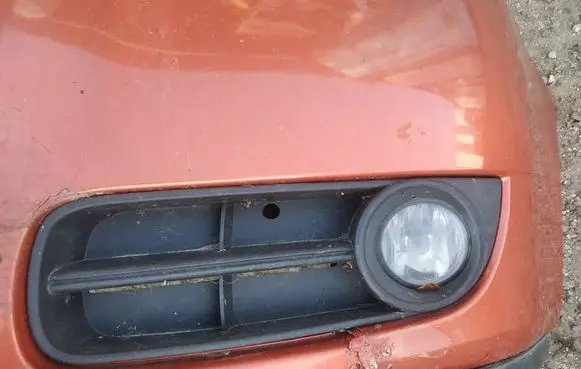 Skoda Fabia Mk2 (5J) Front bumper lower grill