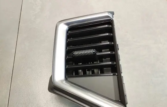 Volkswagen Amarok II Dashboard side air vent grill/cover trim N1XB19C681EE