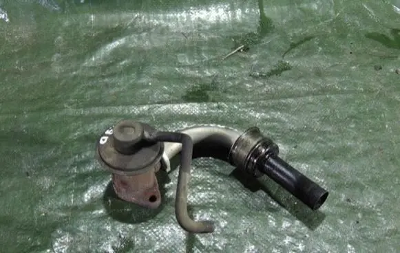 Renault Kangoo I EGR valve