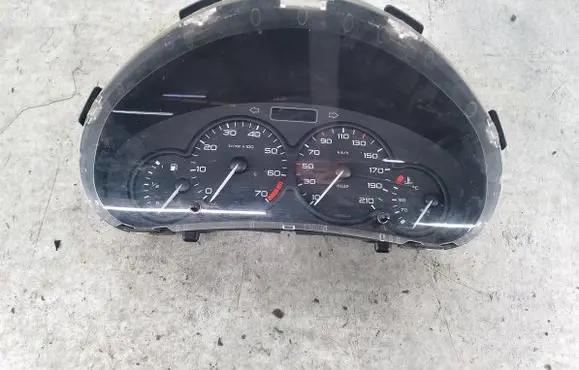 Peugeot 206 Speedometer (instrument cluster) 9656696180