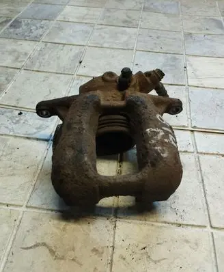 Peugeot 407 Front brake caliper
