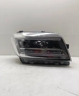 Volkswagen Crafter Headlight/headlamp 7C1941036