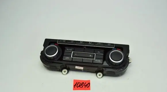 Volkswagen Golf VI Climate control unit 5K0907044BS