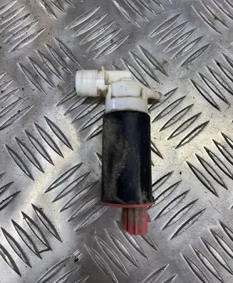 Toyota Corolla E120 E130 Windscreen/windshield washer pump