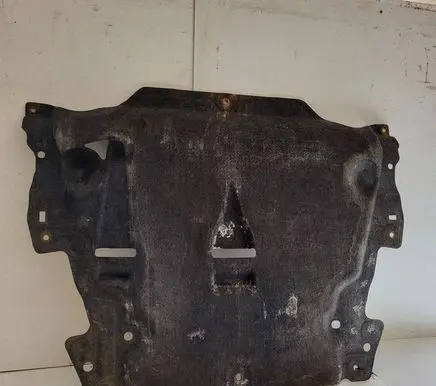 Volvo V60 Engine splash shield/under tray 31323254