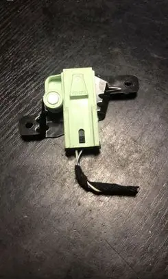 BMW X3 E83 Airbag deployment crash/impact sensor 3418539