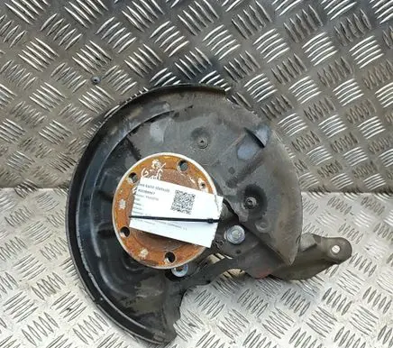 Audi A3 S3 8V Rear wheel hub 5Q0505435J 5Q0615611N