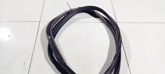 Audi A4 S4 B5 8D Rubber seal front coupe door 