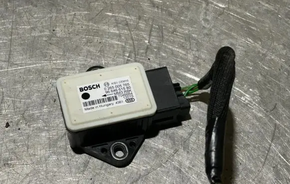 Peugeot 508 ESP acceleration yaw rate sensor 9664661580