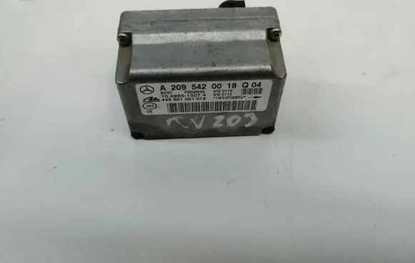 Mercedes-Benz C W203 ESP (stability system) control unit A2095420018