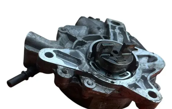 Citroen C4 II Picasso Vacuum pump 7042250300 9674192280 15T2646756