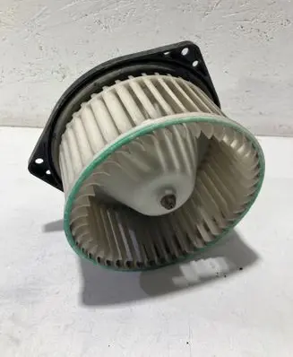 Nissan Sunny Heater fan/blower 2722081n00