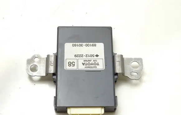 Lexus RC Gateway control module 8910030160