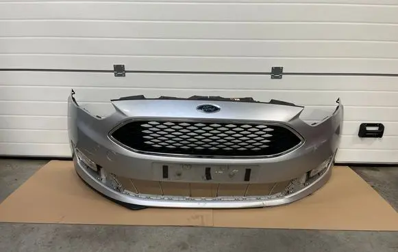 Ford Grand C-MAX Front bumper 
