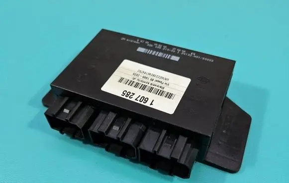 Volkswagen PASSAT B5.5 Central body control module 1C0959799A IMPRK1607285