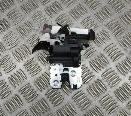 Audi A5 Tailgate/trunk/boot lock/catch/latch 8W0827503