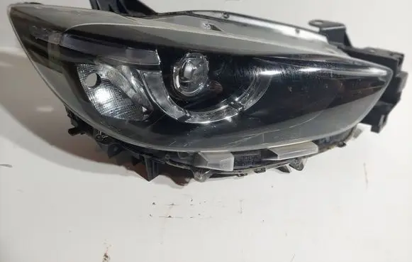 Mazda CX-5 Headlight/headlamp KD3151030