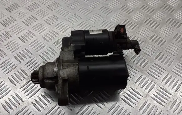 Skoda Fabia Mk1 (6Y) Starter motor 02T911023RX