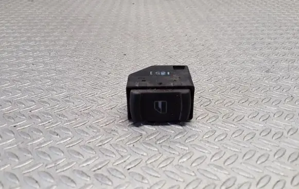 Volkswagen PASSAT B5 Electric window control switch 1J0959855