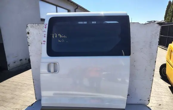 Hyundai H-1, Starex, Satellite Side sliding door 