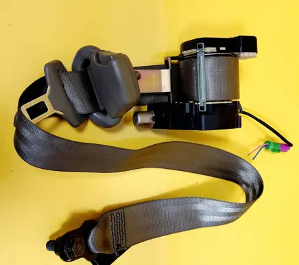 Chevrolet Evanda Front seatbelt 65562