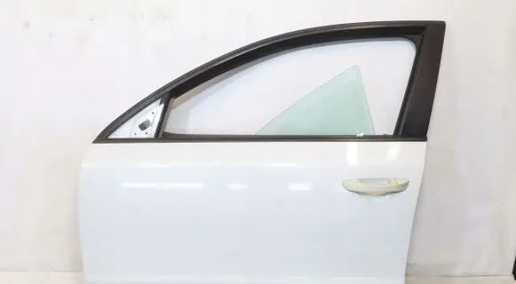 Skoda Superb B6 (3T) Front door 