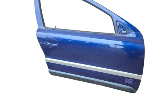 Volvo XC70 Front door