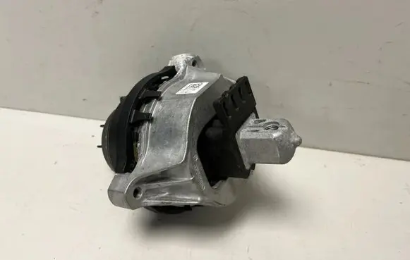 BMW X5 G05 Engine mount bracket 9846462