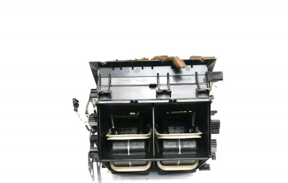 Audi Q7 4L Interior heater climate box assembly housing 52495374 7L0815357 7H0819721